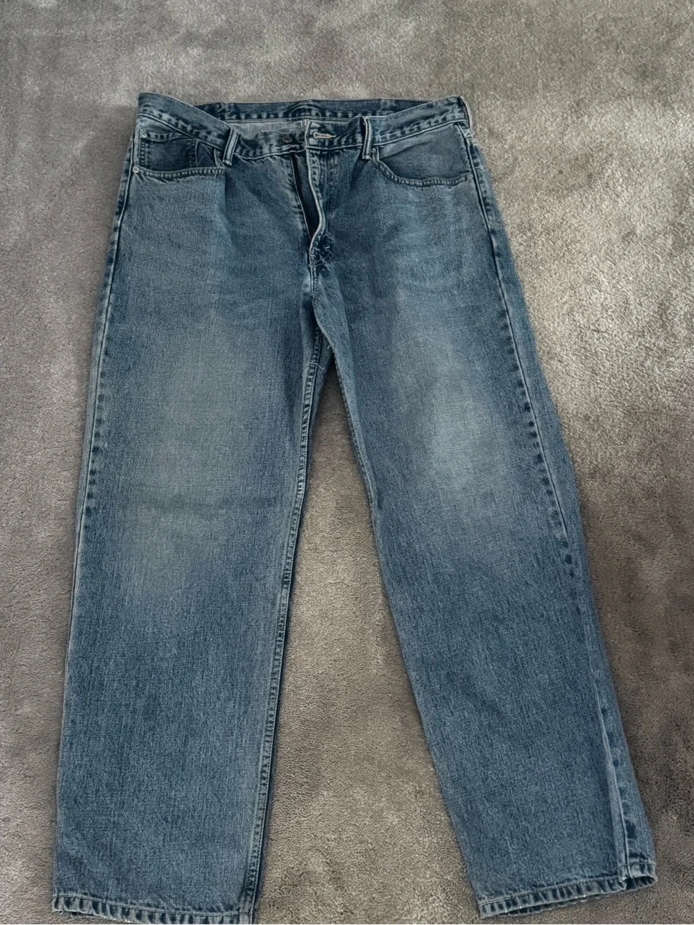 Levi's 550 Classic Straight Men’s Jeans - Light/Medium Blue